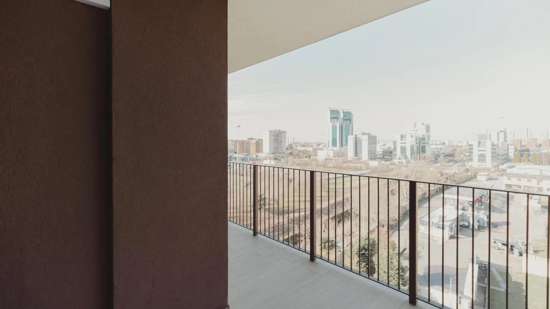 מילאנו Gohost - Modern And Bright Apartments With Terrace And Balcony