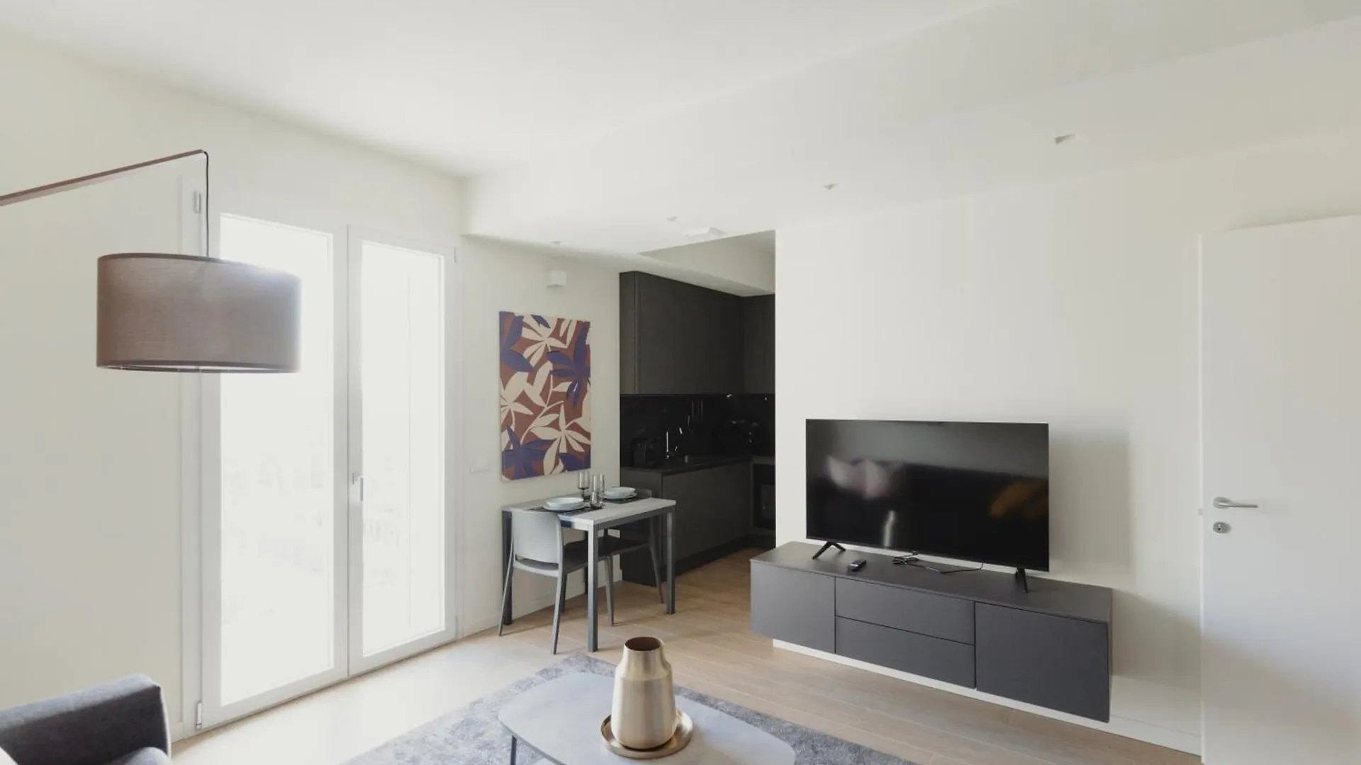 מילאנו Gohost - Modern And Bright Apartments With Terrace And Balcony