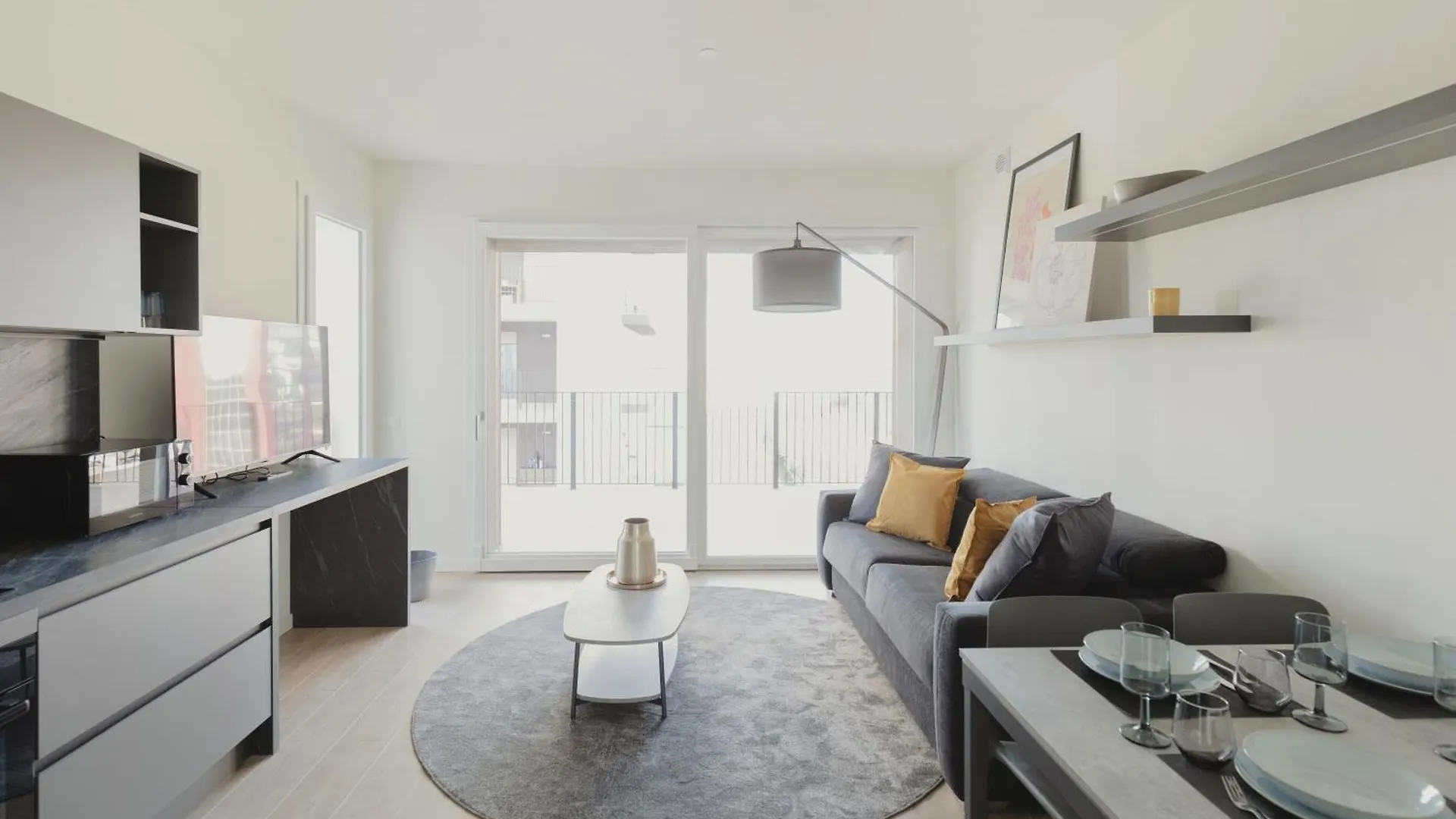 מילאנו Gohost - Modern And Bright Apartments With Terrace And Balcony איטליה