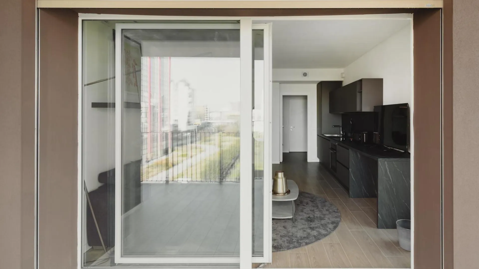 מילאנו Gohost - Modern And Bright Apartments With Terrace And Balcony